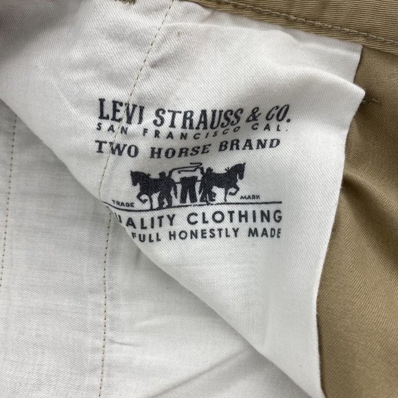 LEVI'S STRAUSS CO. Two Horse Brand Carrier Cargo 9.5 In. Shorts - Picture 9 of 15